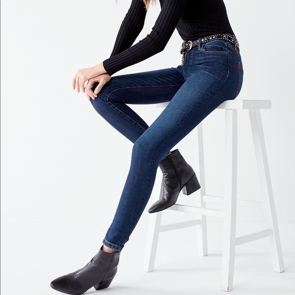 Urban Outfitters BDG Twig High Rise Jeans